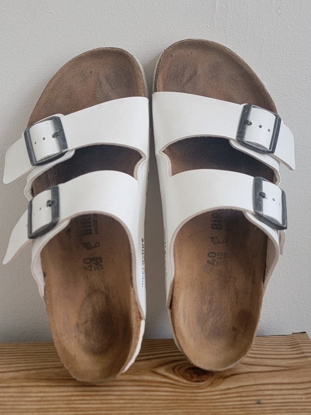 Birkenstock Arizona White Double Buckle Sandals Women’s EU 40 US 9